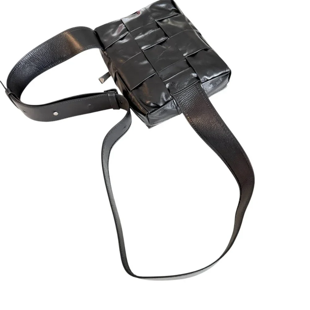 Bottega Veneta Cassette Crossbody Messenger Bag Black Intrecciato Leather NWT